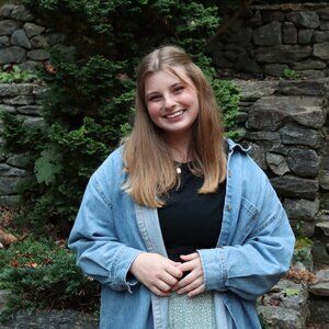 Meet your Posher, Mia